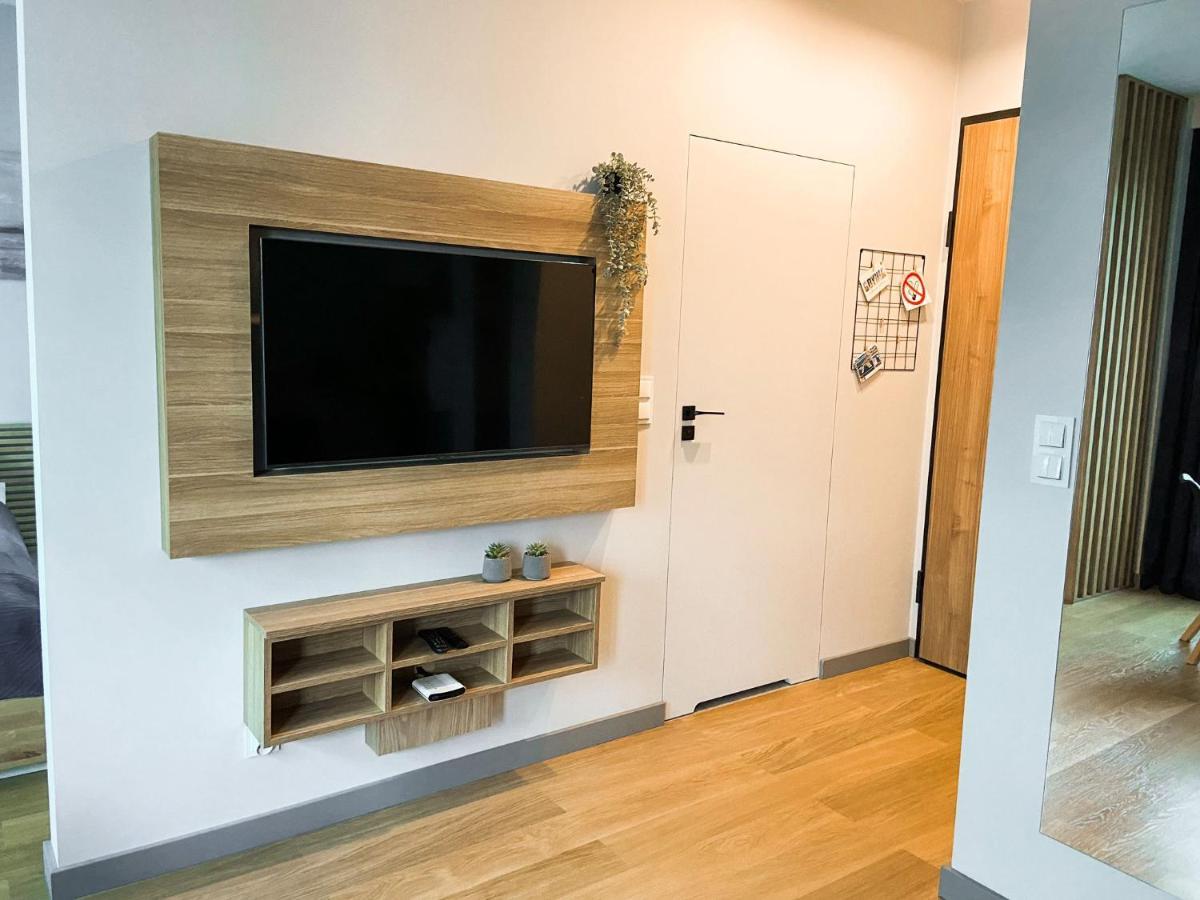 Sea Apartament - Plac Unii กดิเนีย ภายนอก รูปภาพ
